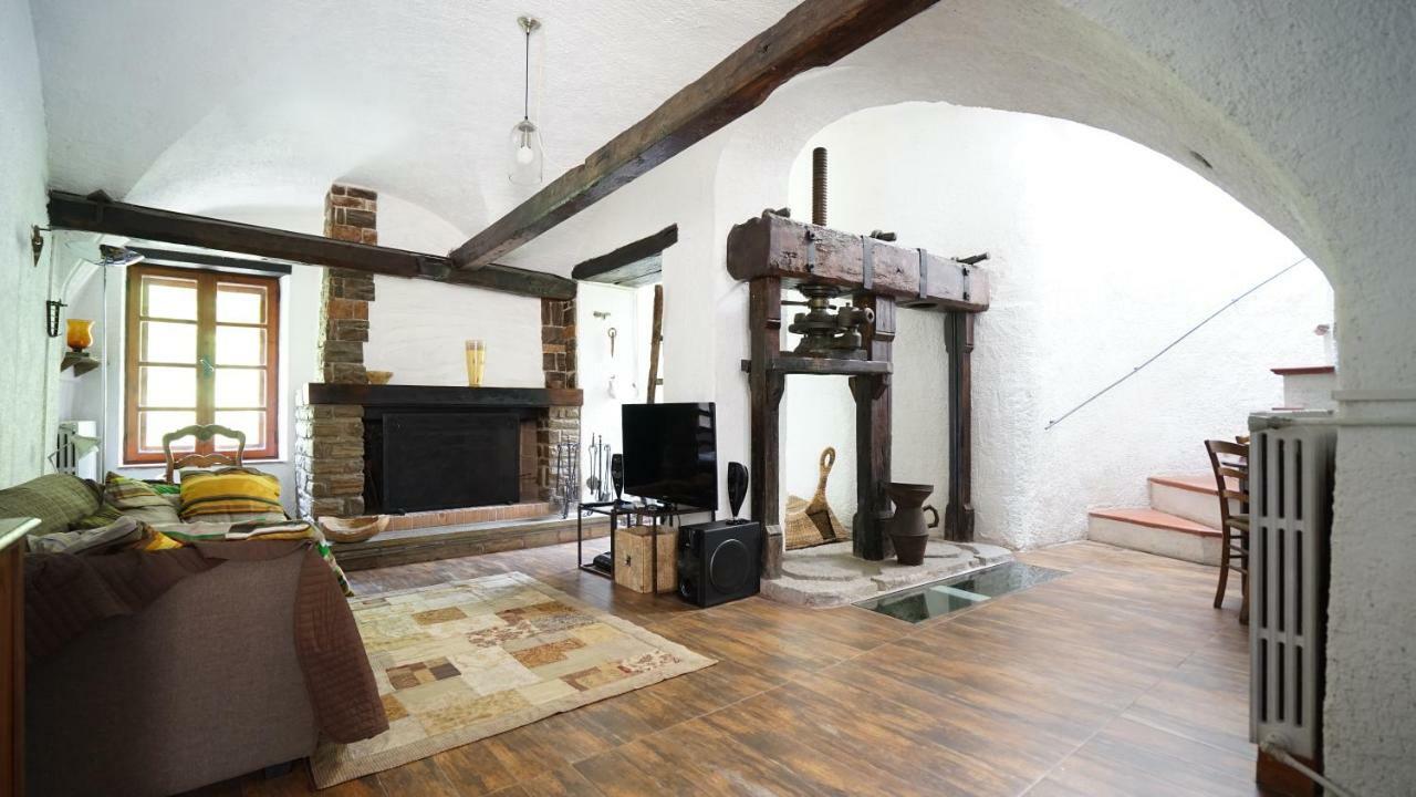 Villa Old Mill Pigna Exterior foto