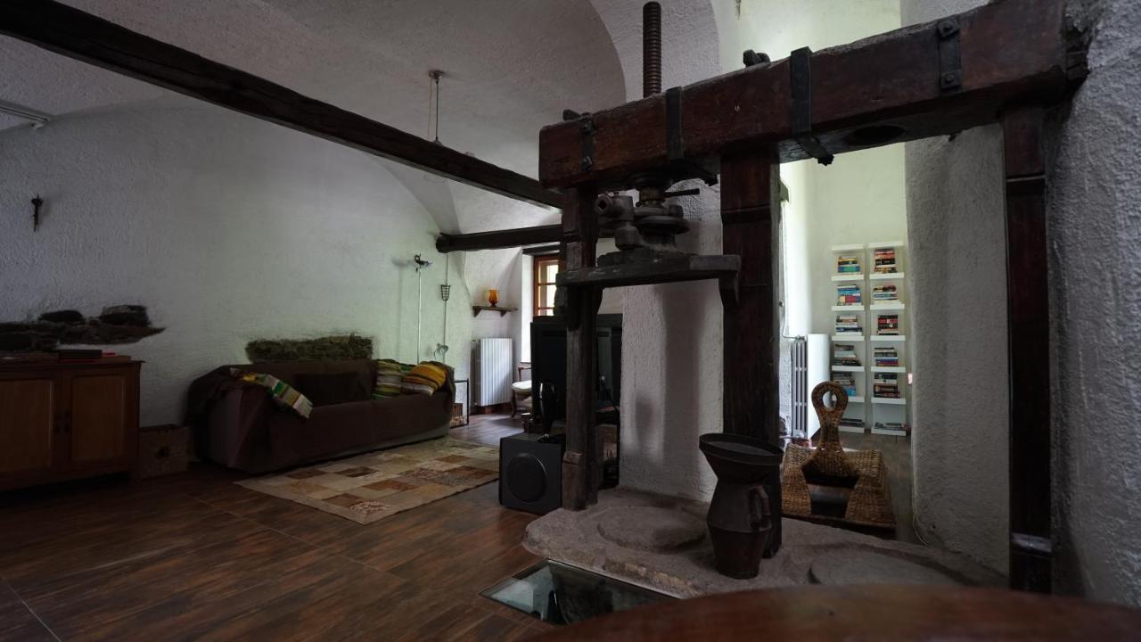 Villa Old Mill Pigna Exterior foto